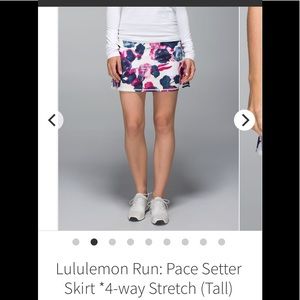 NWT Lululemon 12 Tall Pace Setter Skirt Inky Bumble Berry Red Floral 🦄RARE!!!🦄